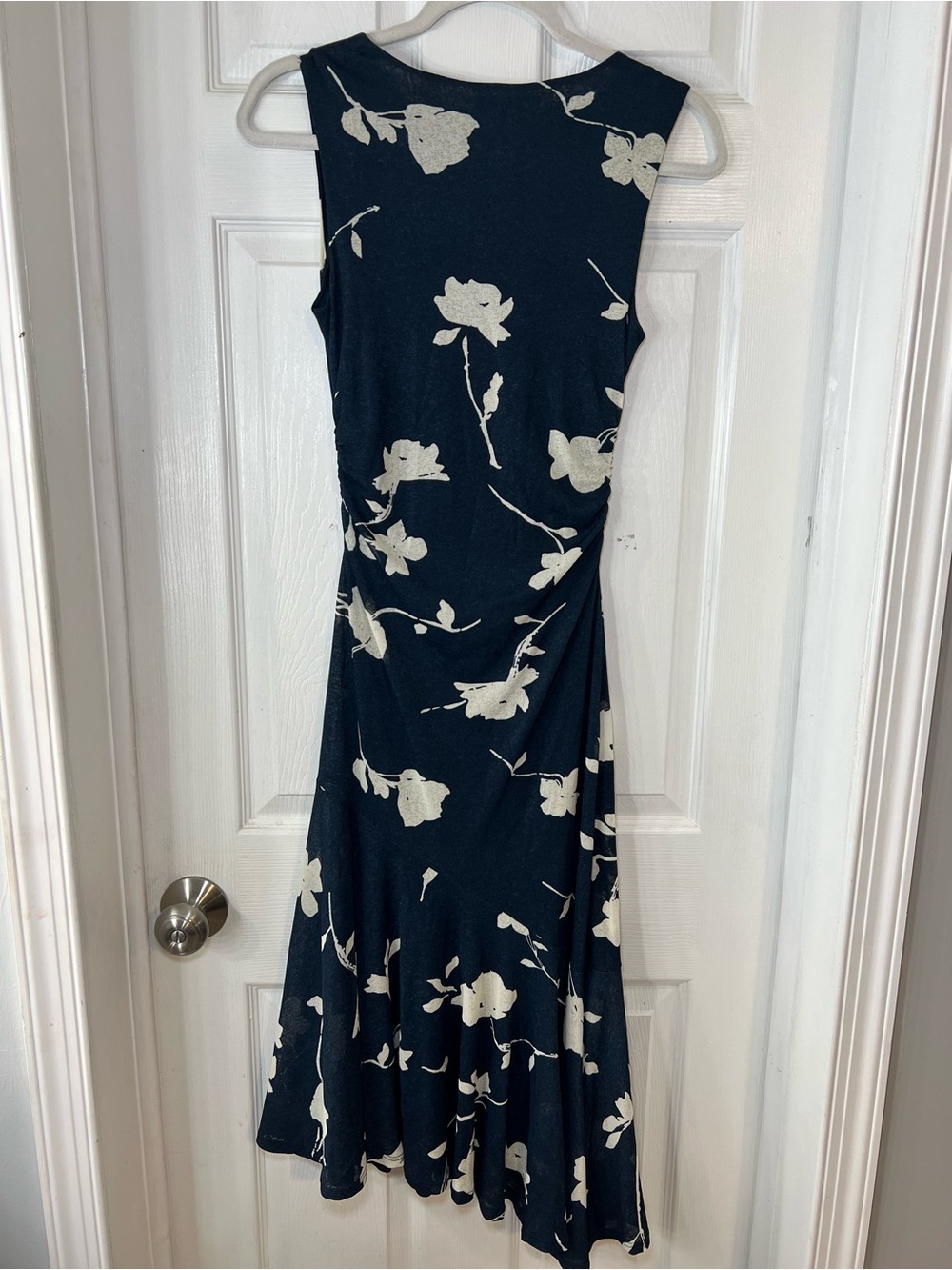 Rails Sleeveless Navy Floral Midi Dress with Cream Flowers Size Small - Picture 7 of 15